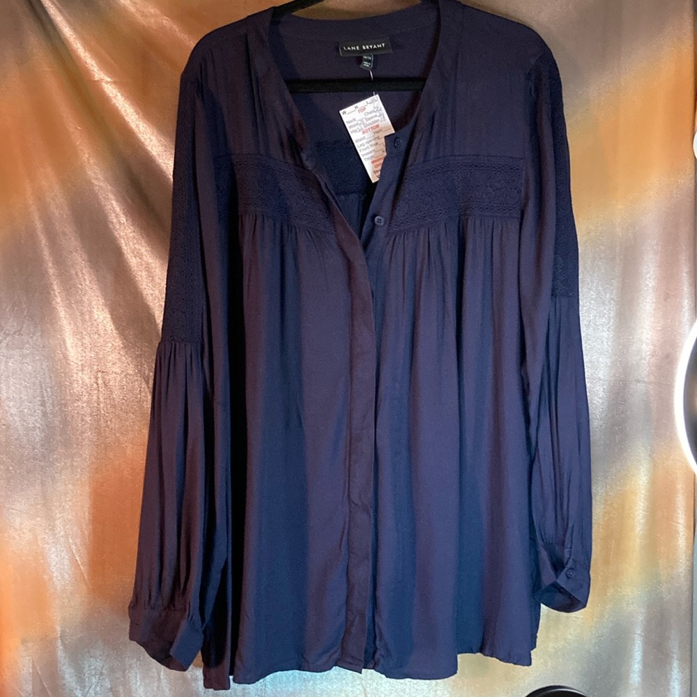 Navy blue 18/20 tunic cotton top lace detail and puffy lower sleeve 52” bust 403